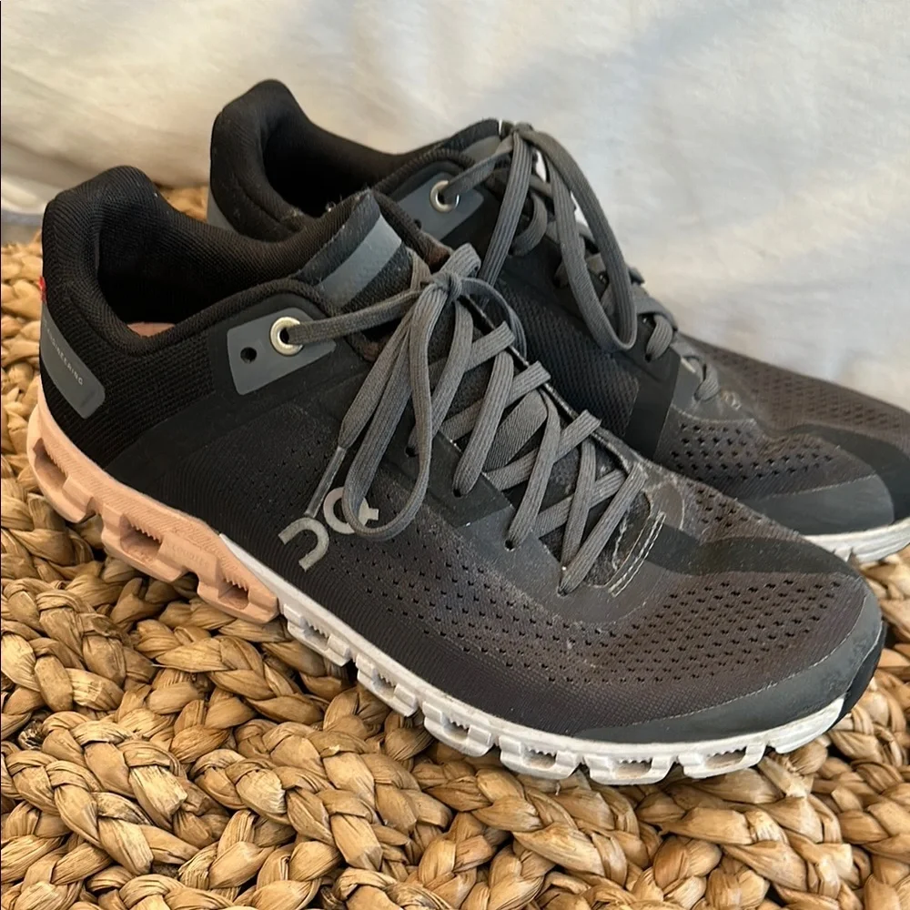 On Running Black and Pink Sneakers for Active Lifestyle - Picture 3 of 4